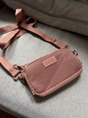 Dagne Dover Mesh Crossbody in Rosewood